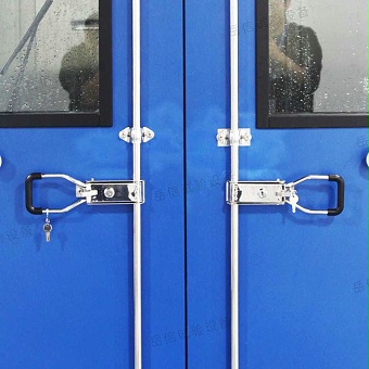 防水淋雨试验箱